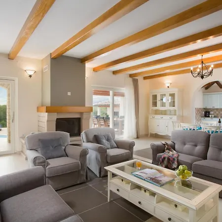 Aurora In For 8 Persons With Sea View & Whirlpool Villa